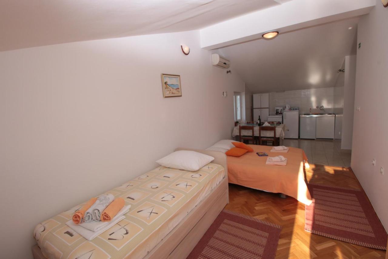 Apartmani Damir Livajic Omiš Exteriér fotografie