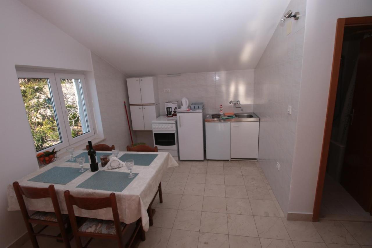 Apartmani Damir Livajic Omiš Exteriér fotografie